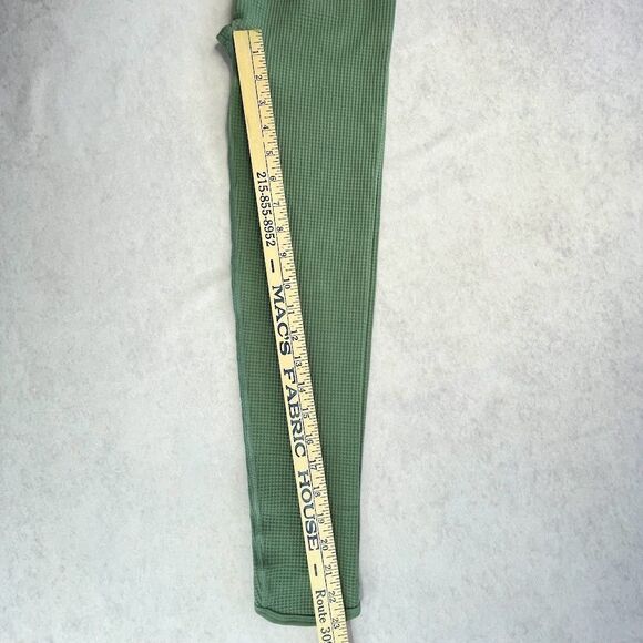 Gymshark Leggings Womens Size M Green High Rise 7/8 Waffle Texture Activewear - Picture 12 of 12